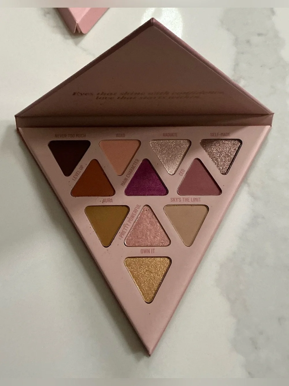 LYS Beauty Self-Love Edition Eyeshadow Palette 0.5g x 11 (1.19 oz) NEW IN BOX